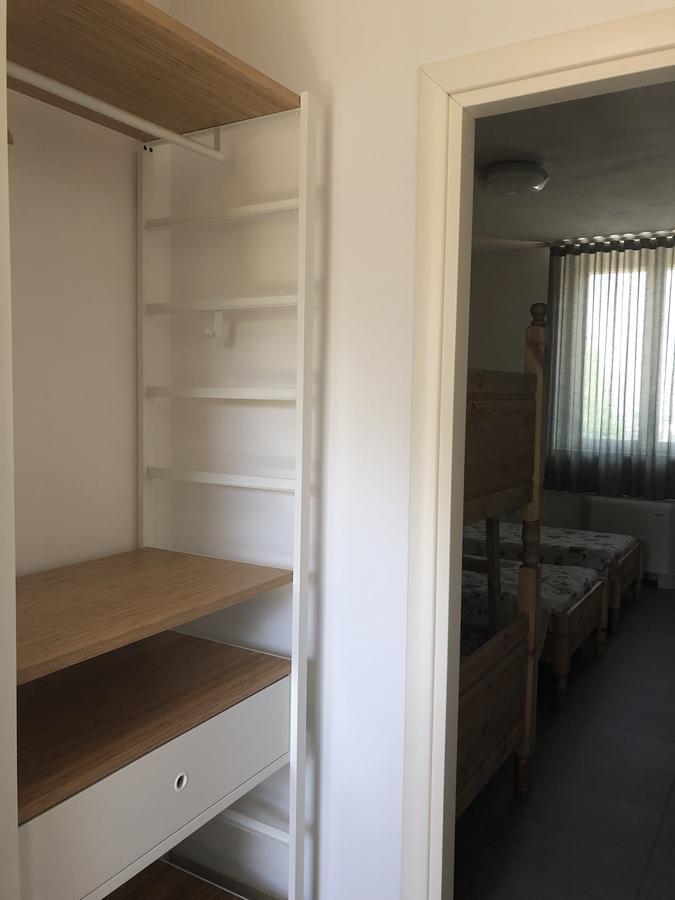 Cascina Monte Diviso Hostel Галарате Екстериор снимка